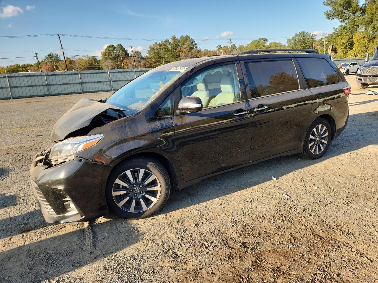 Lot #3302842897 2019 TOYOTA SIENNA XLE