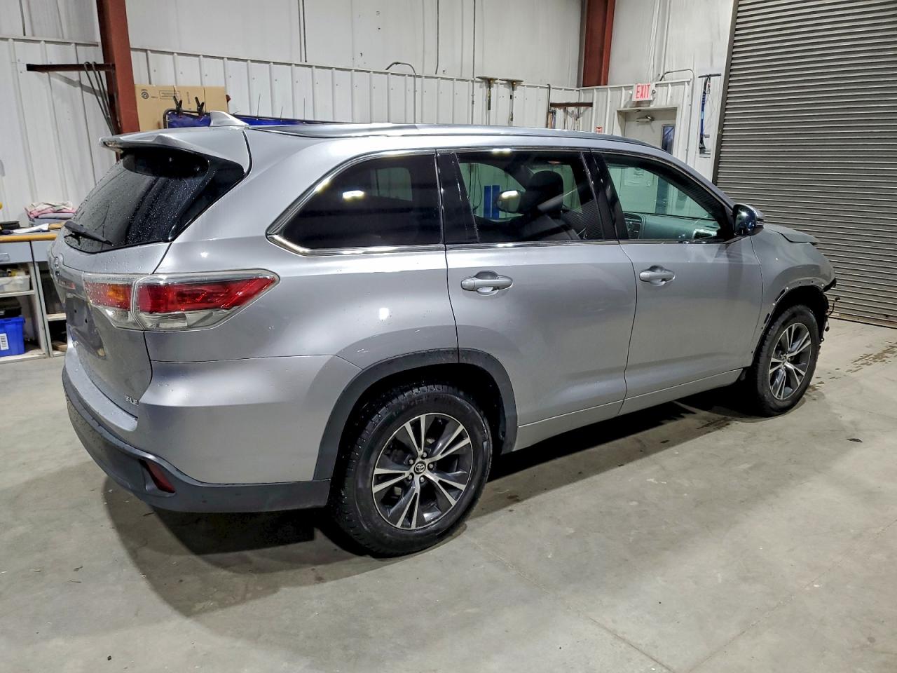 TOYOTA HIGHLANDER XLE
