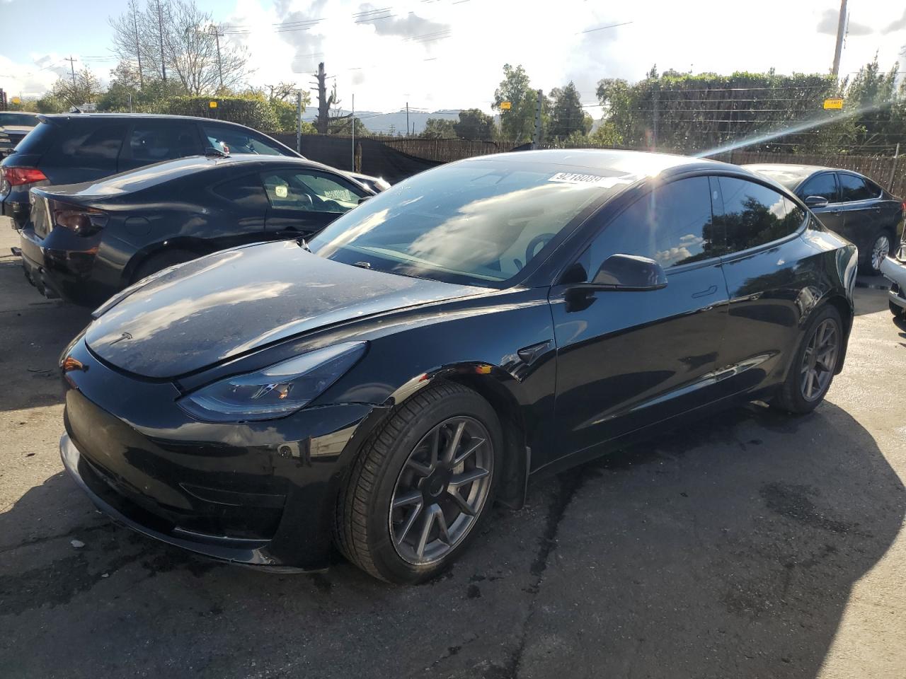 TESLA MODEL 3