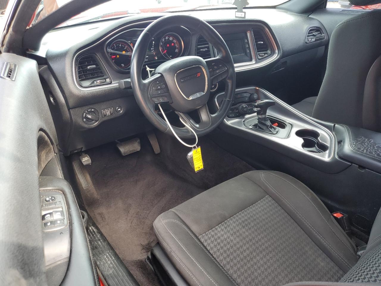 DODGE CHALLENGER SXT