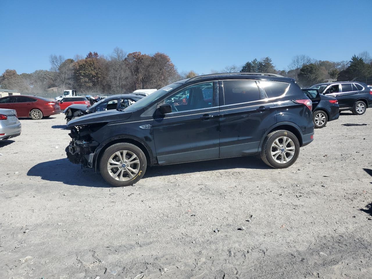 FORD ESCAPE SE