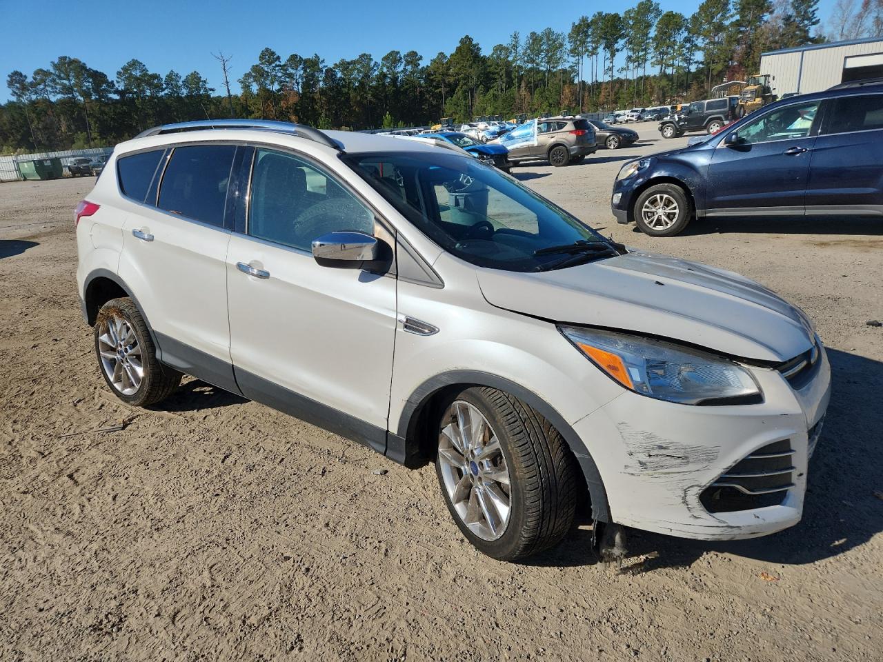 FORD ESCAPE SE