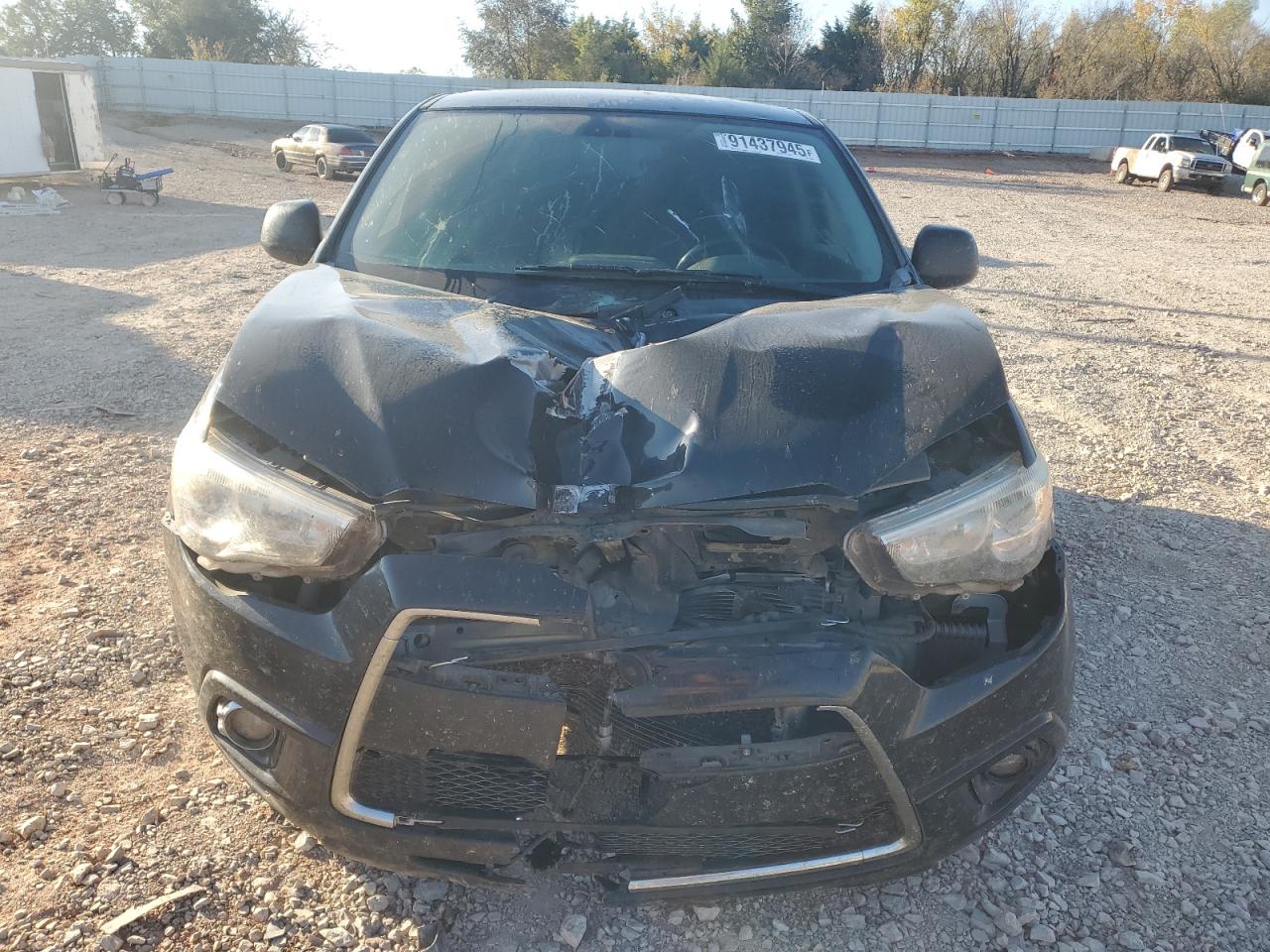 MITSUBISHI OUTLANDER SE