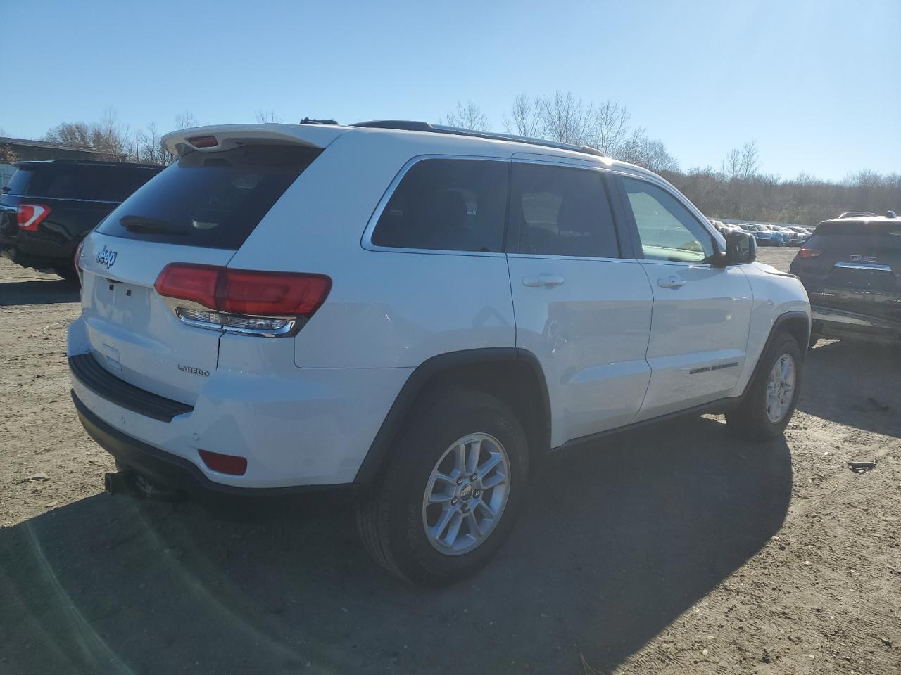 JEEP GRAND CHEROKEE LAREDO