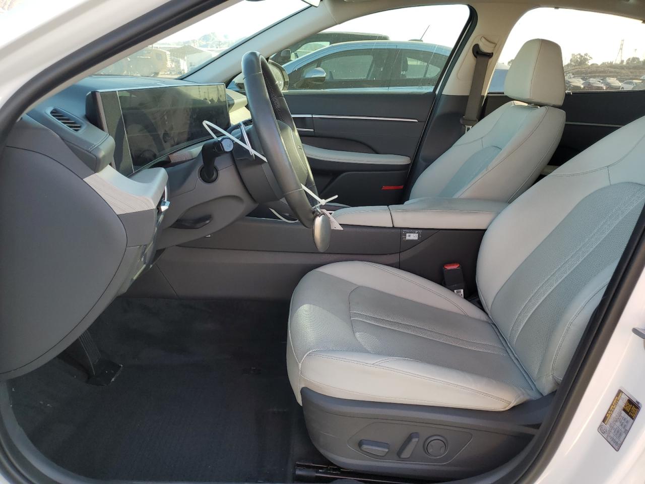 HYUNDAI SONATA HYBRID