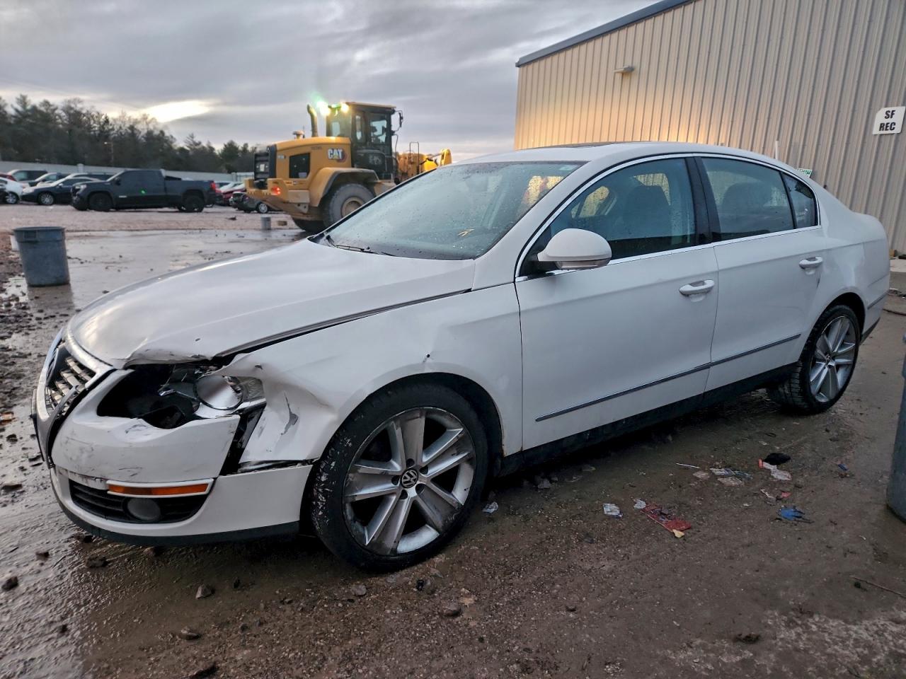 VOLKSWAGEN PASSAT KOMFORT