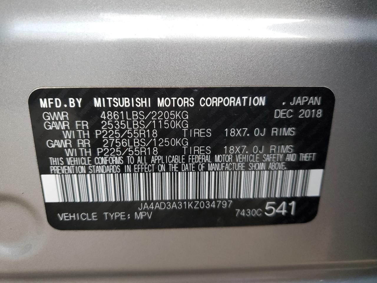 MITSUBISHI OUTLANDER SE