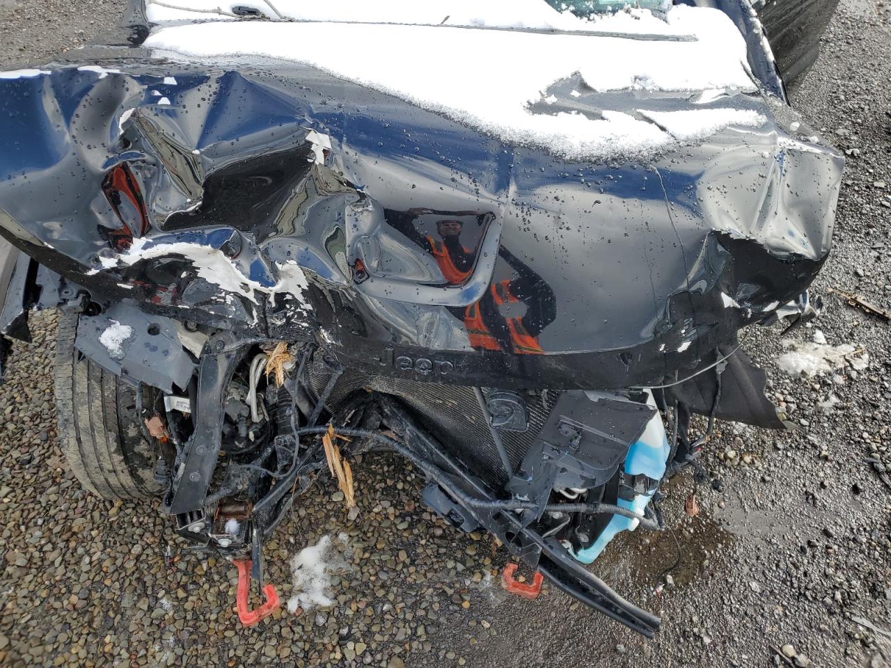 JEEP GRAND CHEROKEE LAREDO