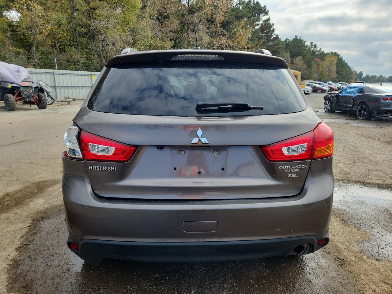 MITSUBISHI OUTLANDER SEL