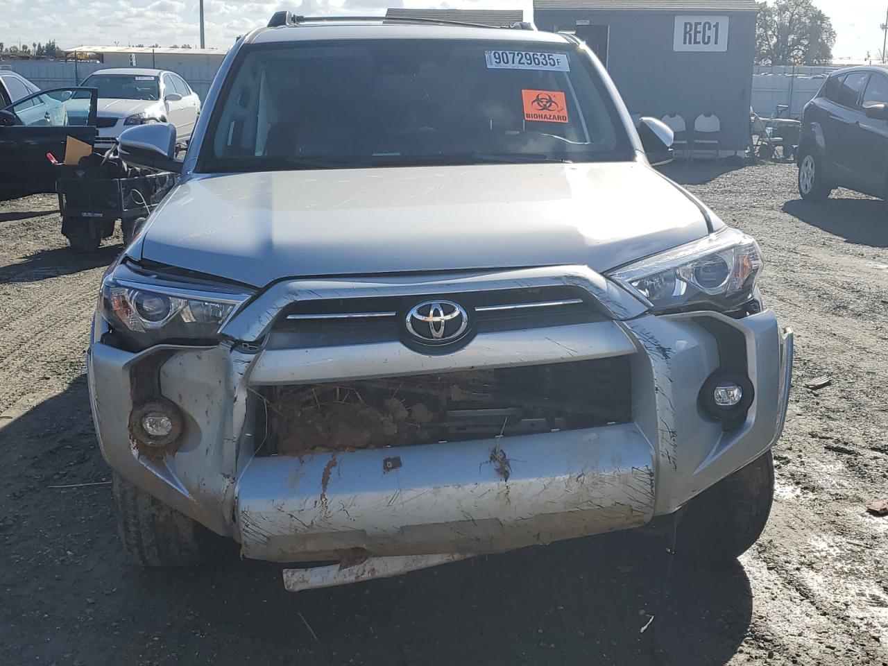 TOYOTA 4RUNNER SR5/SR5 PREMIUM