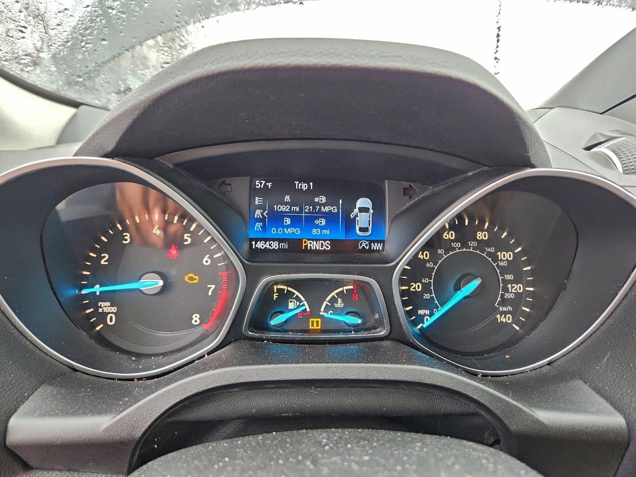 FORD ESCAPE SE