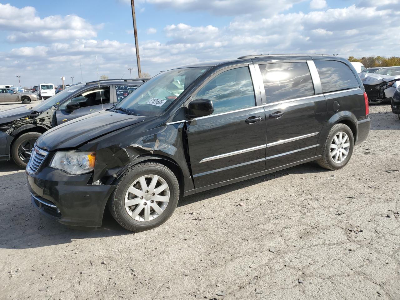 CHRYSLER TOWN & COUNTRY TOURING