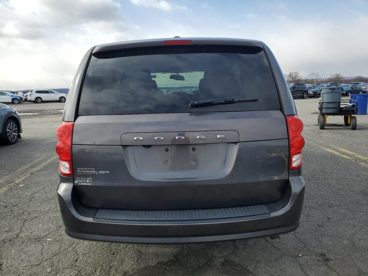 DODGE GRAND CARAVAN SE
