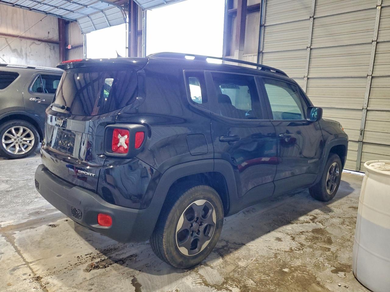 Lot #3311456247 2017 JEEP RENEGADE S