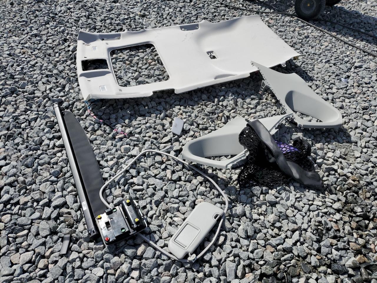 Lot #3302913061 2023 TOYOTA RAV4 XLE P