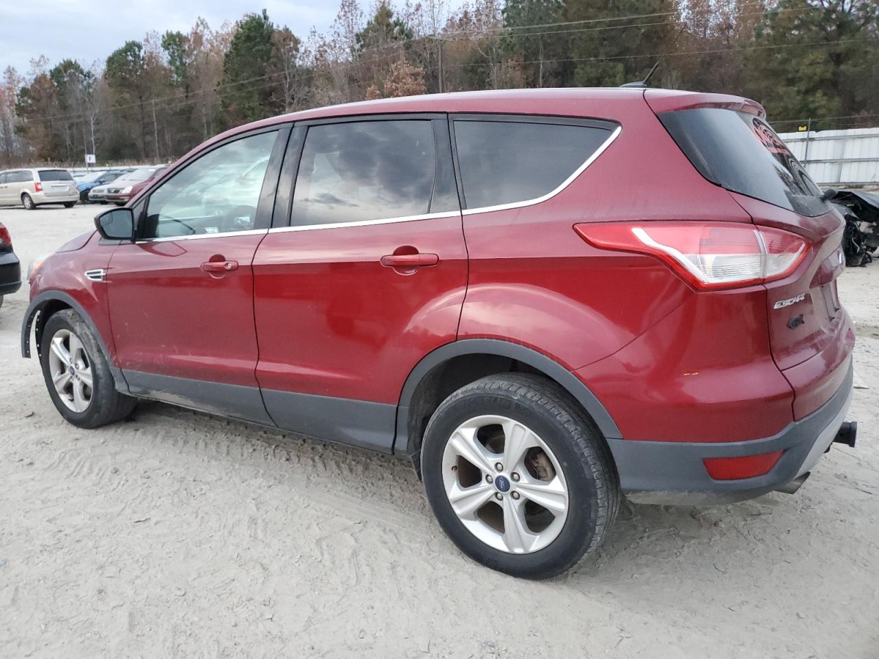 FORD ESCAPE SE