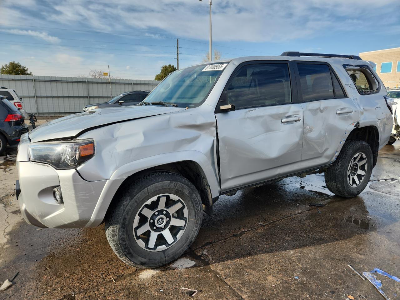 TOYOTA 4RUNNER SE