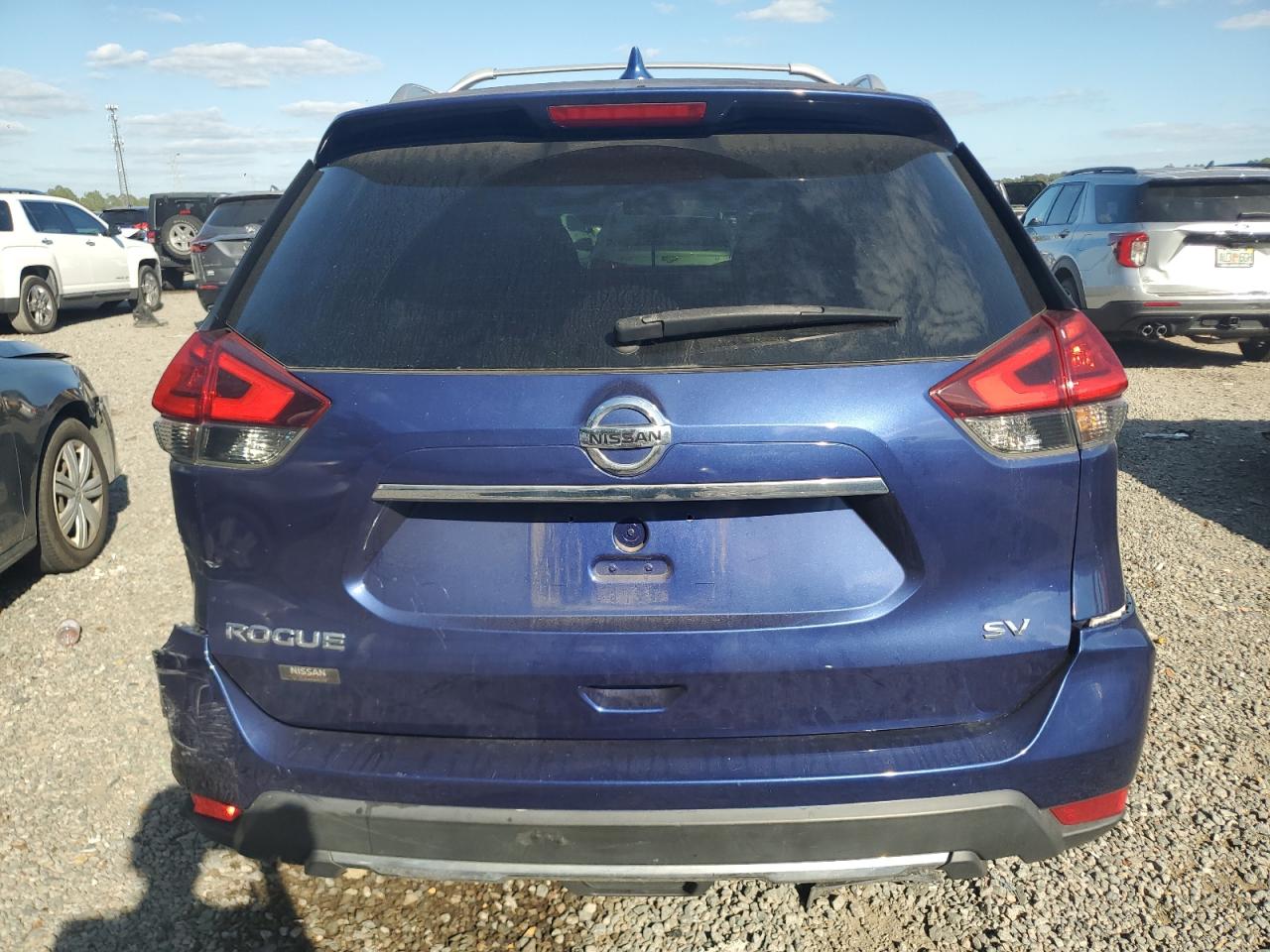Lot #3302799917 2017 NISSAN ROGUE S