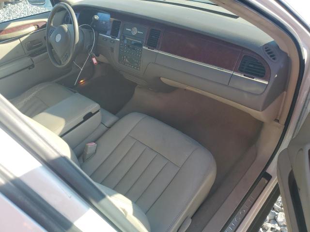 2003 LINCOLN TOWN CAR E #3297987078