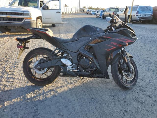 YAMAHA YZFR3 A