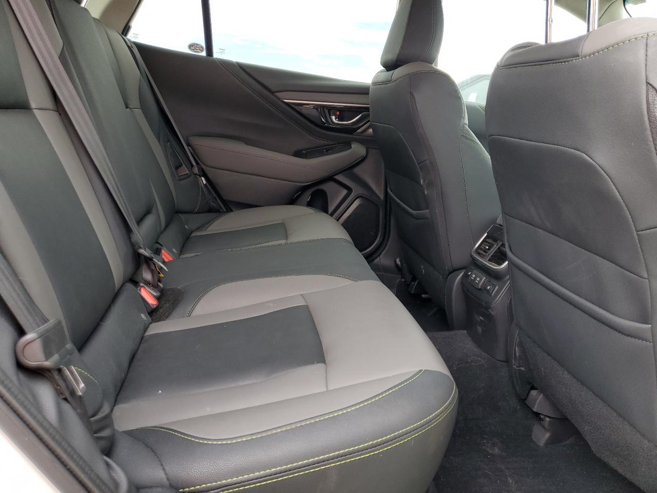 SUBARU OUTBACK ONYX EDITION XT