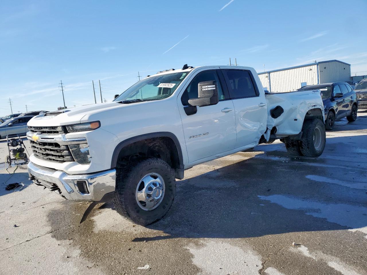 CHEVROLET SILVERADO K3500 LT