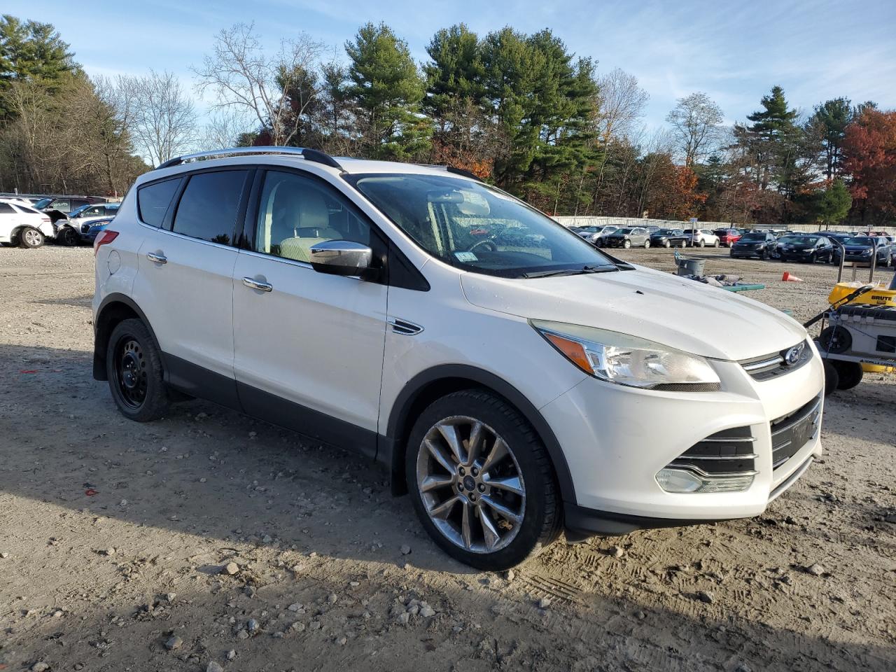 FORD ESCAPE SE