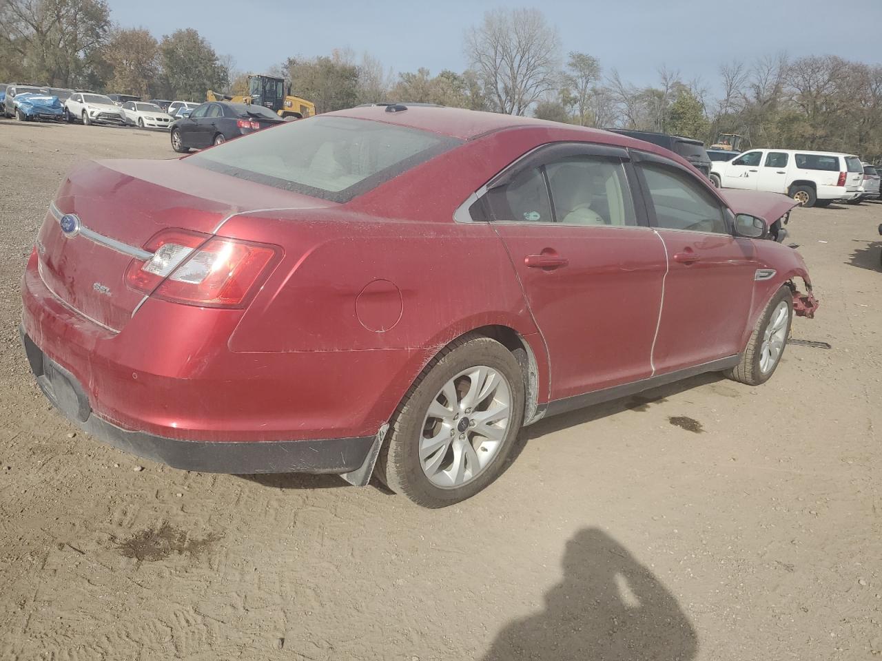 Lot #3302821898 2012 FORD TAURUS SEL