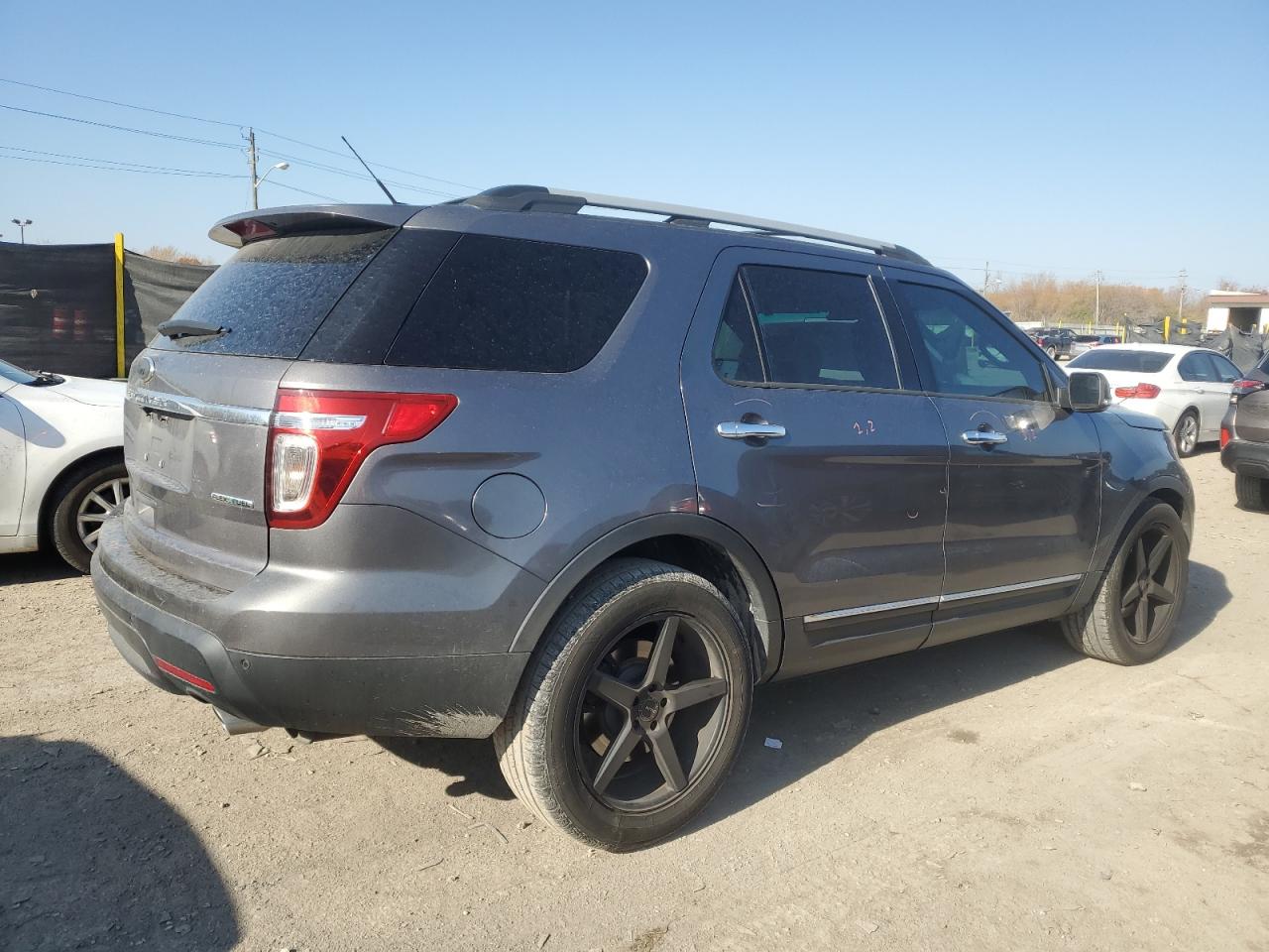 FORD EXPLORER XLT