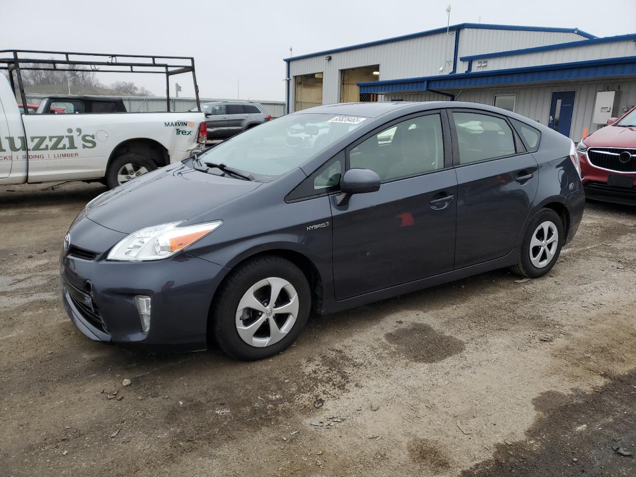 TOYOTA PRIUS