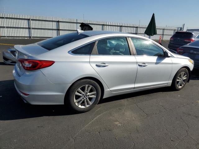 2016 HYUNDAI SONATA SE 5NPE24AF1GH360577
