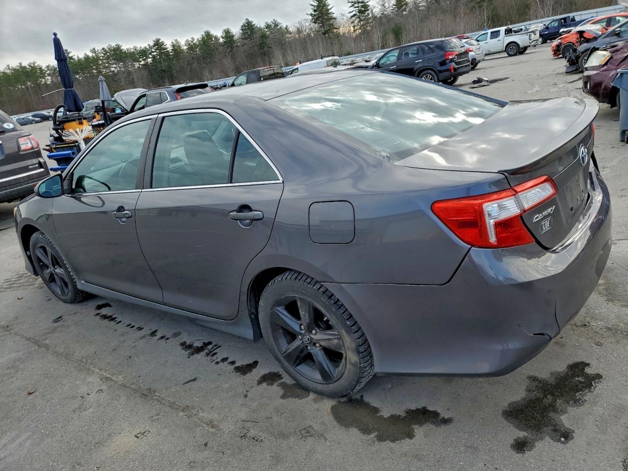 TOYOTA CAMRY L