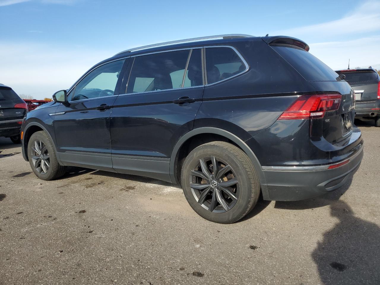 VOLKSWAGEN TIGUAN SE