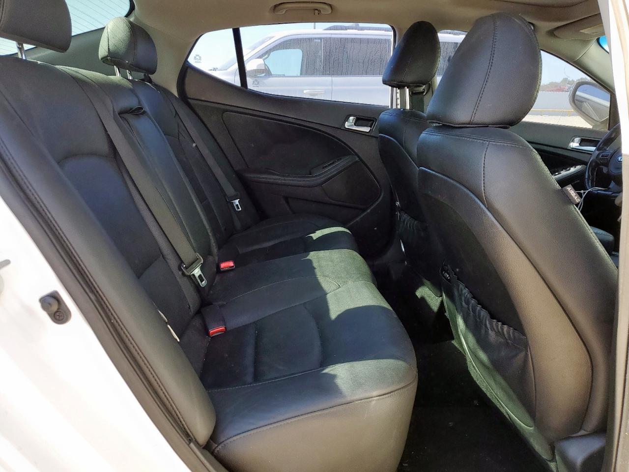 Lot #3301860992 2015 KIA OPTIMA SX