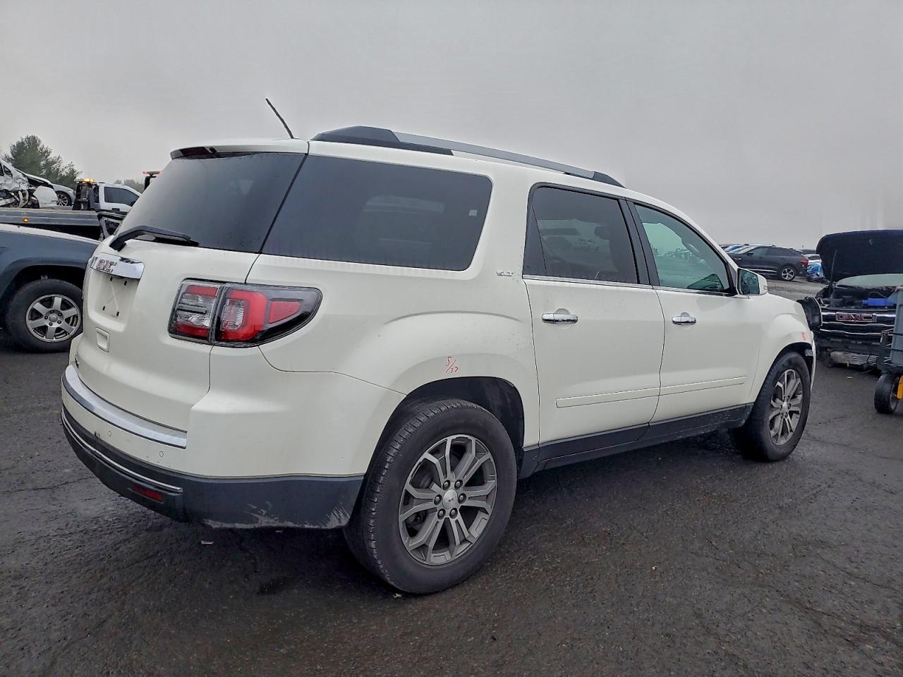 GMC ACADIA SLT-1