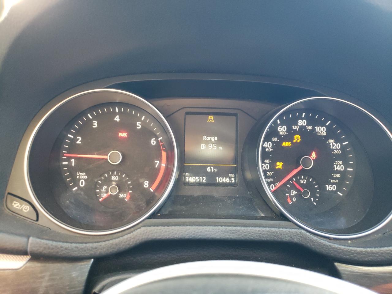 VOLKSWAGEN PASSAT SE