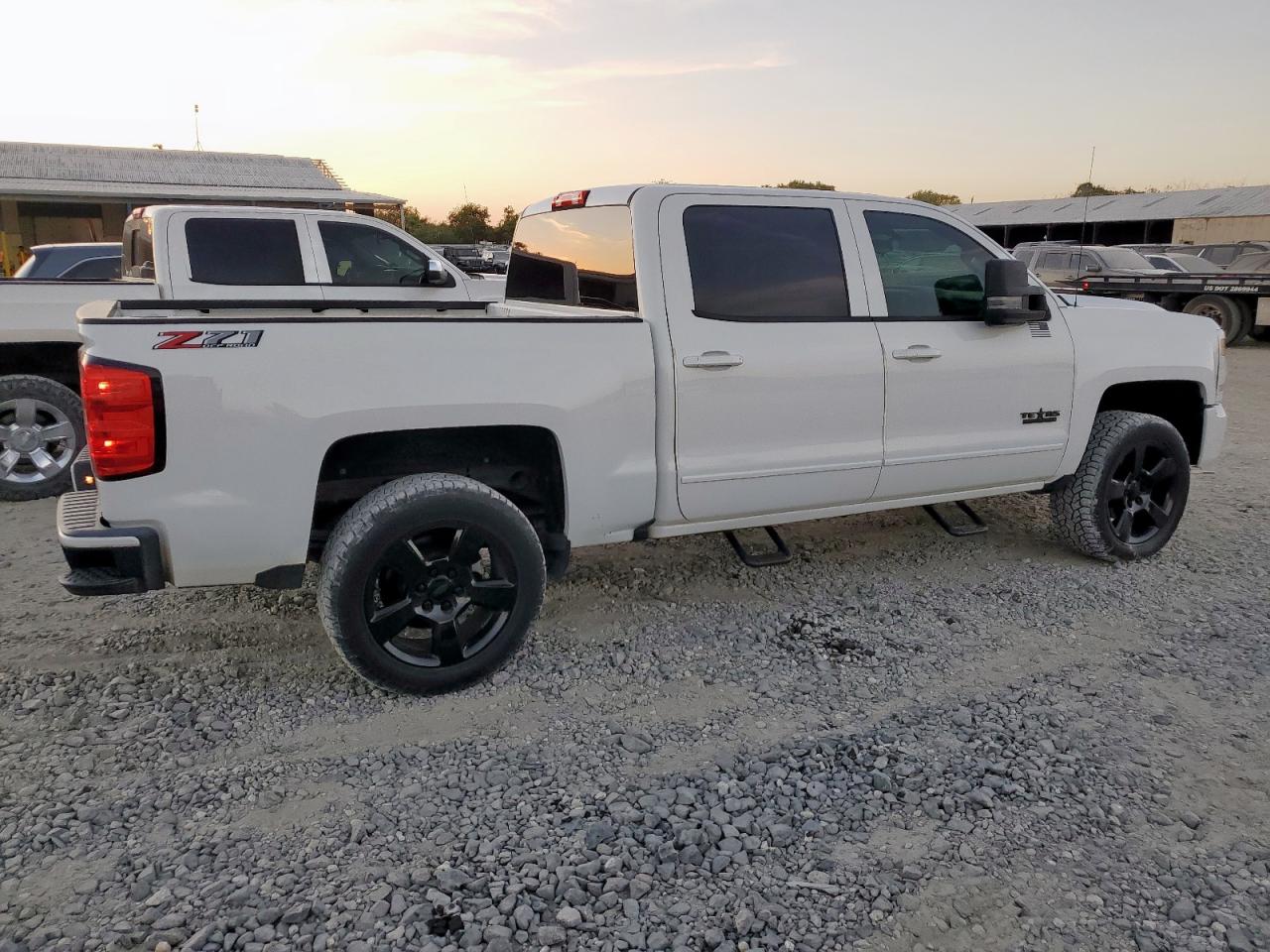 CHEVROLET SILVERADO K1500 LT