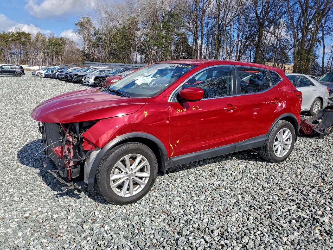 NISSAN ROGUE SPORT S