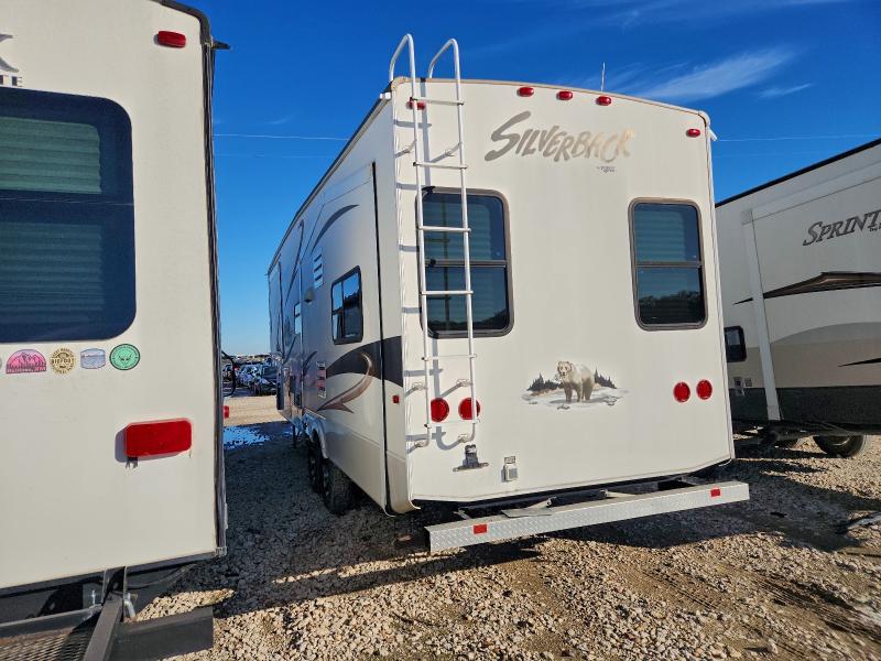 2011 CEDAR CREEK SILVERBACK #3301882416