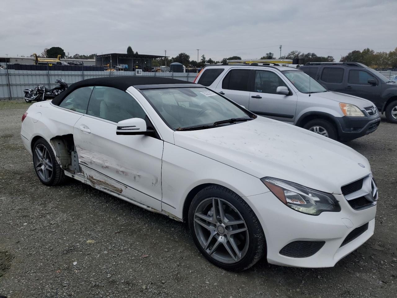 MERCEDES-BENZ E-CLASS 400