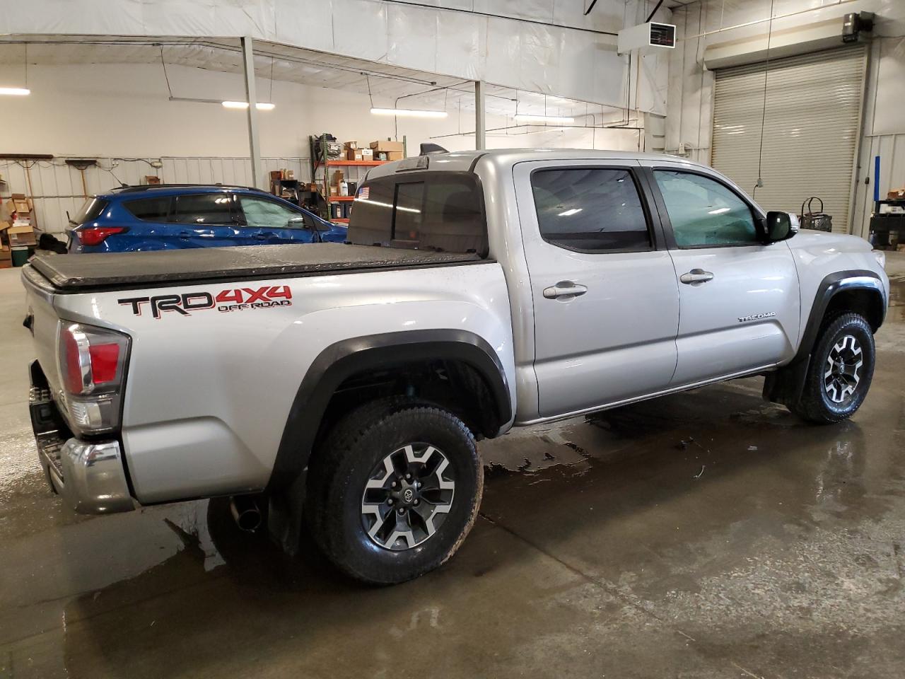 TOYOTA TACOMA DOUBLE CAB