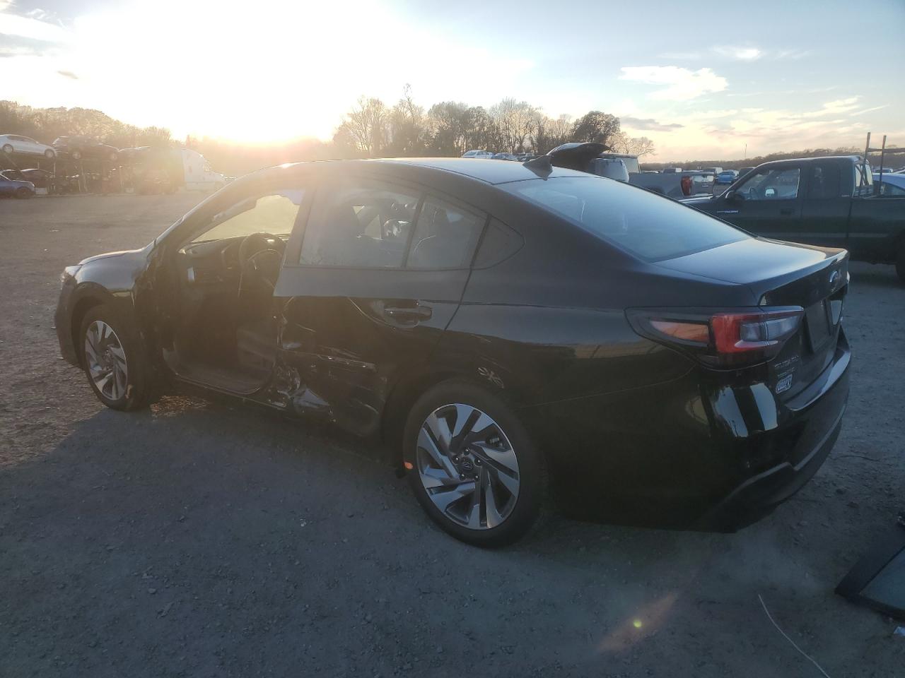 SUBARU LEGACY LIMITED