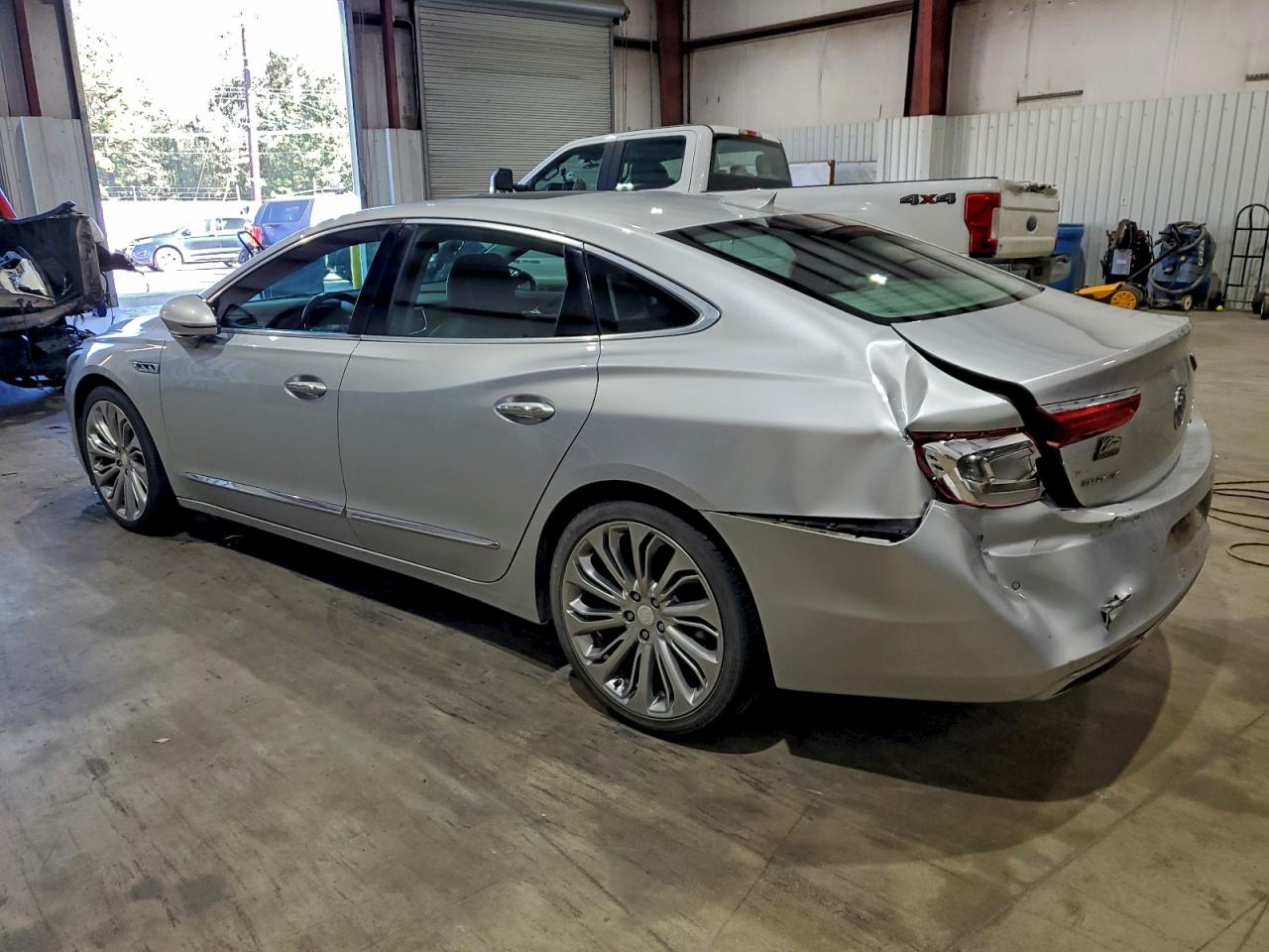 BUICK LACROSSE PREMIUM