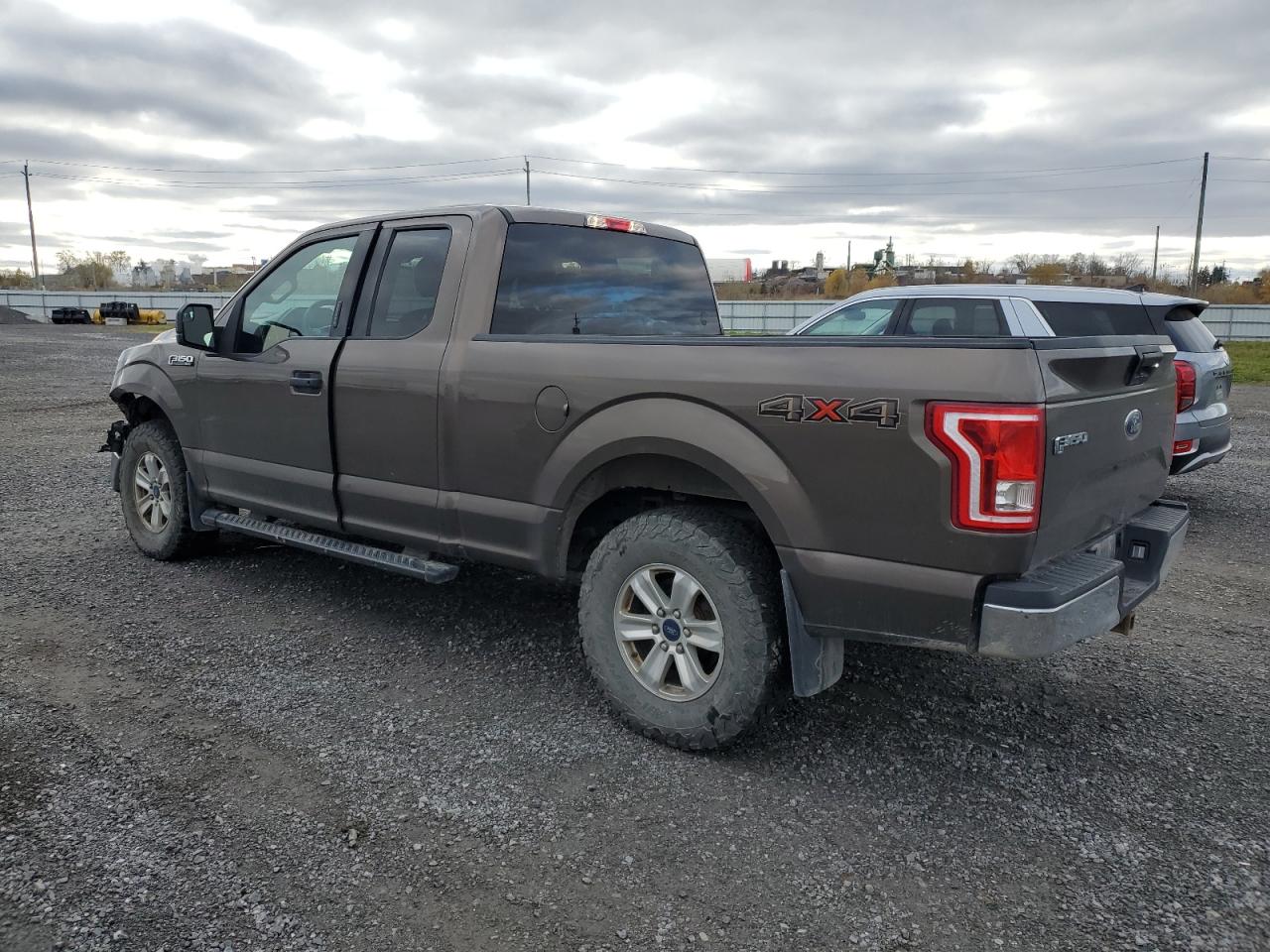 FORD F-150 SUPER CAB