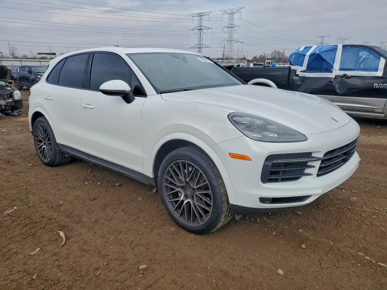 PORSCHE CAYENNE