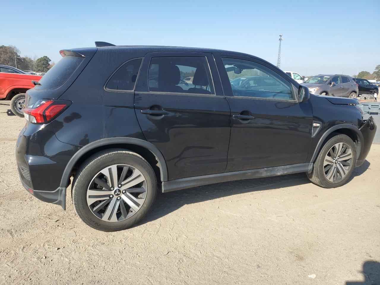 MITSUBISHI OUTLANDER ES