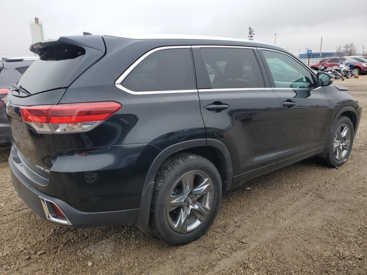 TOYOTA HIGHLANDER LIMITED