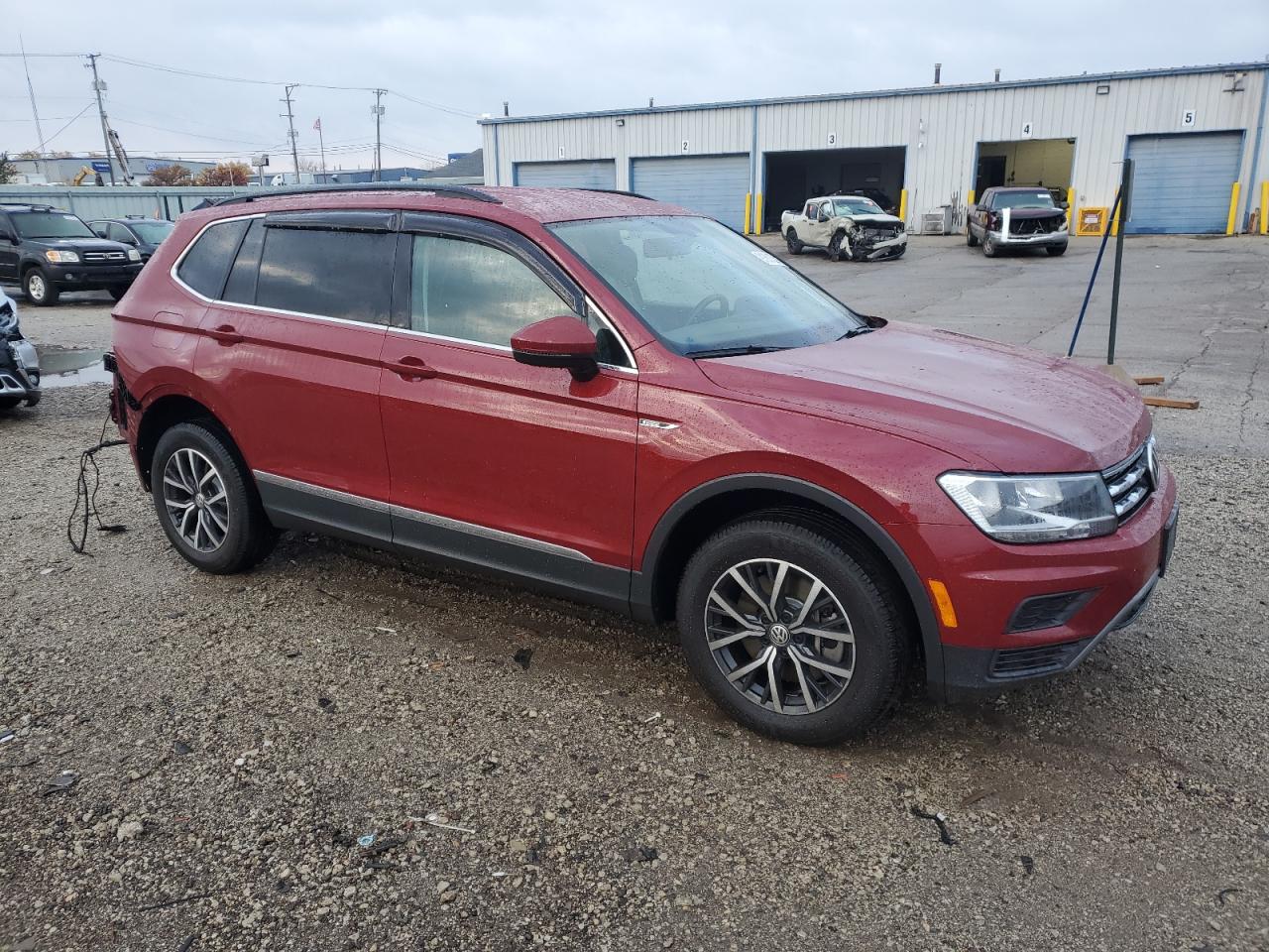 VOLKSWAGEN TIGUAN SE