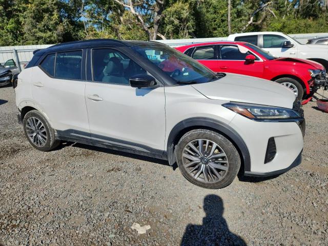 2021 NISSAN KICKS SR #3310325972