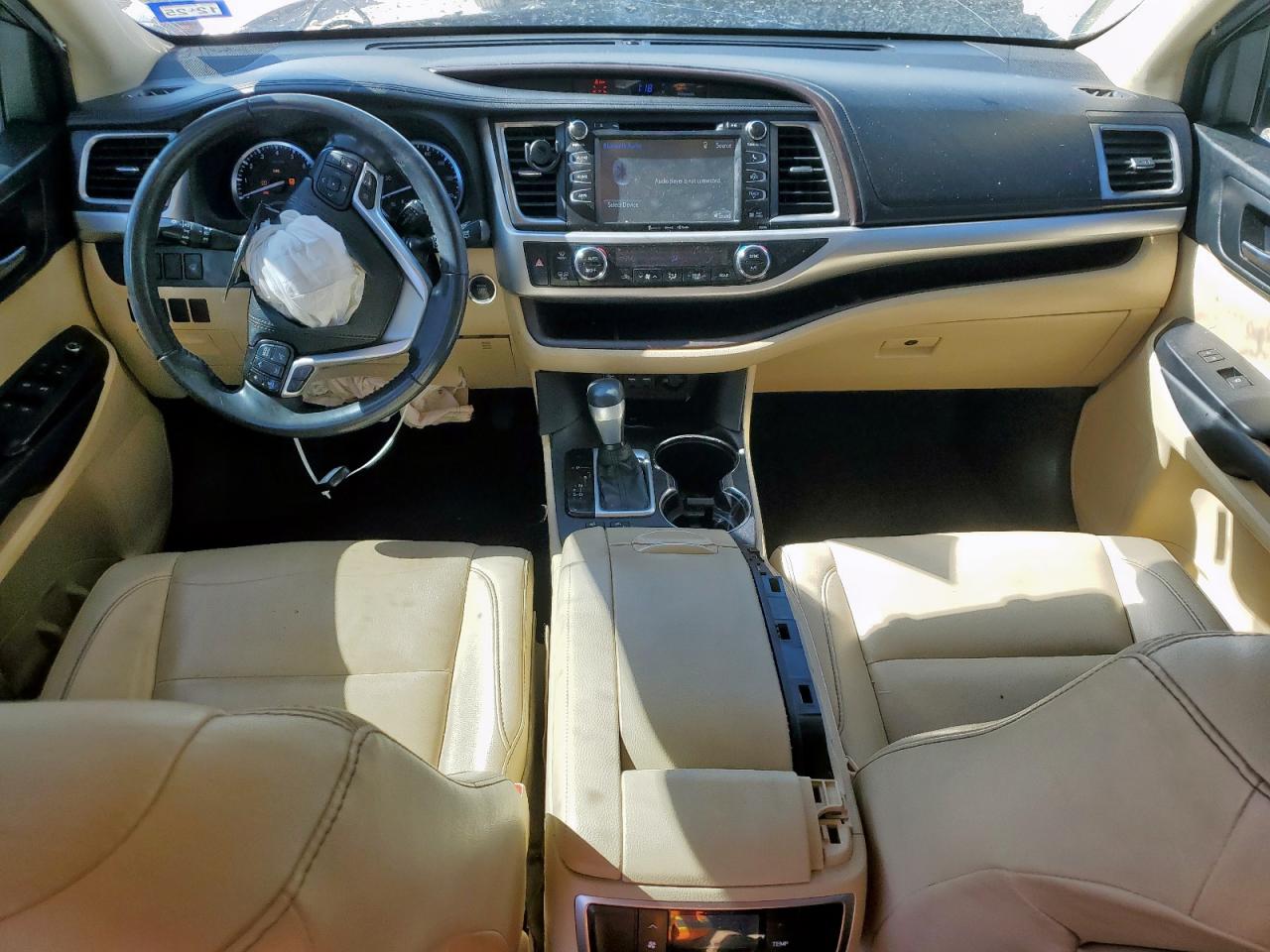 TOYOTA HIGHLANDER SE